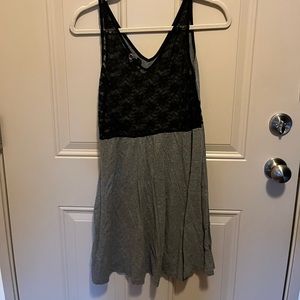 H&M Divided lace back dress